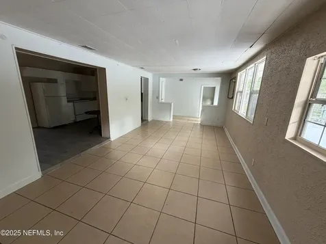 2423 Green Oak Drive Jacksonville FL 32211