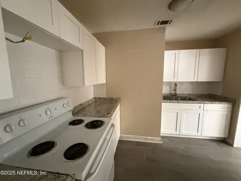 2423 Green Oak Drive Jacksonville FL 32211