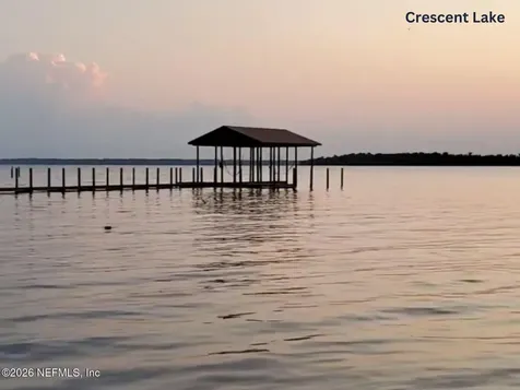 216 N Summit Street Crescent City FL 32112