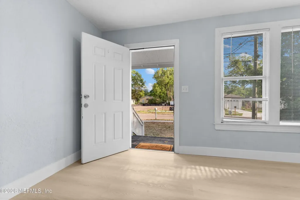 4645 Kingsbury Street Jacksonville FL 32205
