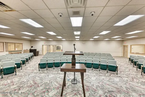 5135 College Street Jacksonville FL 32205