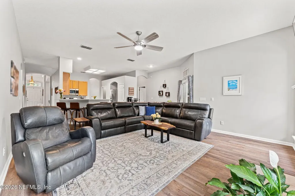 728 Austin Place Jacksonville FL 32259