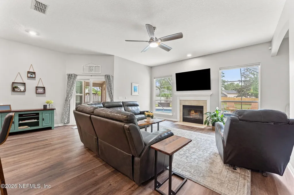 728 Austin Place Jacksonville FL 32259
