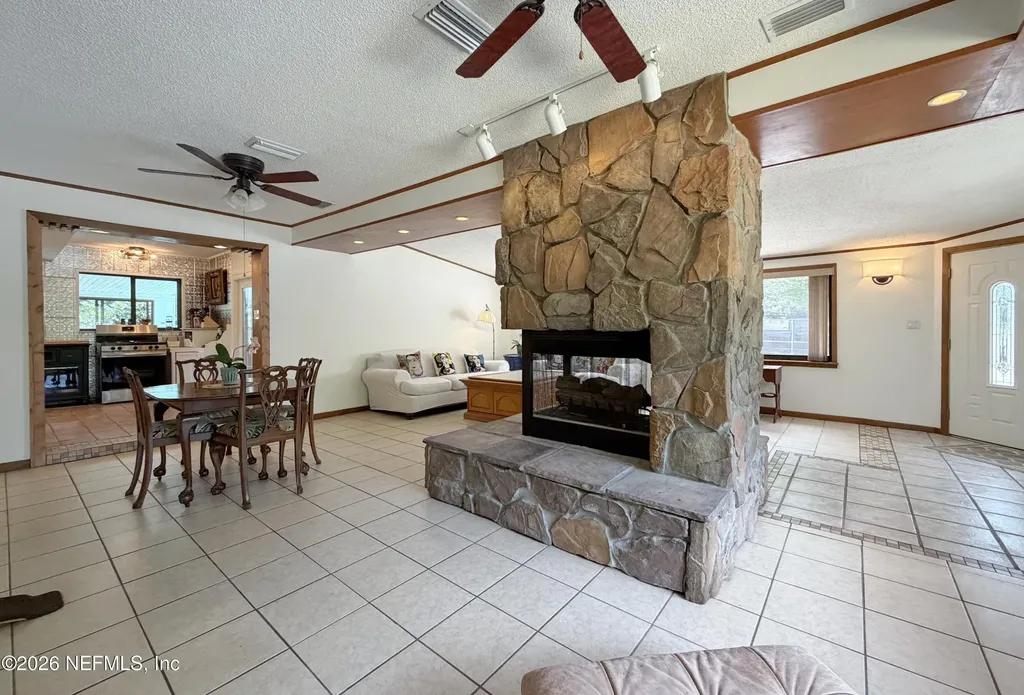 601 Vernon Avenue Crescent City FL 32112