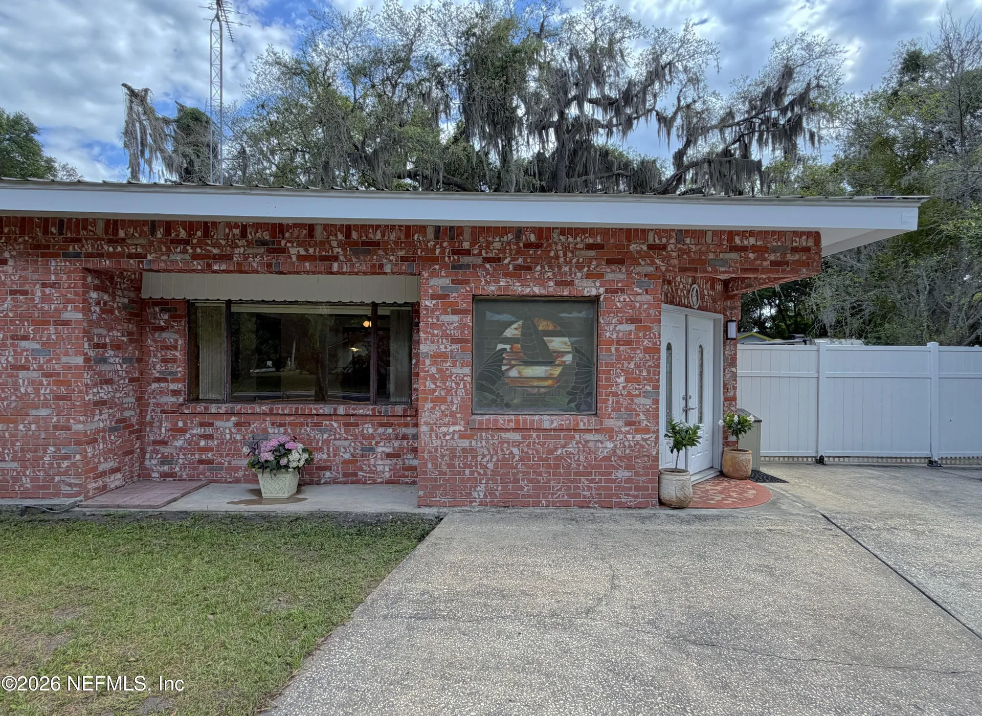 601 Vernon Avenue Crescent City FL 32112