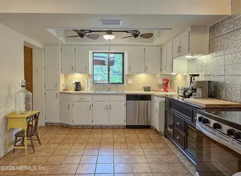 601 Vernon Avenue Crescent City FL 32112