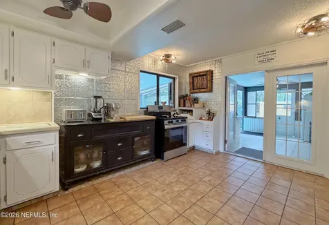 601 Vernon Avenue Crescent City FL 32112