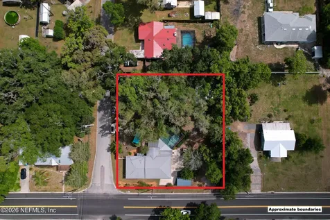 601 Vernon Avenue Crescent City FL 32112