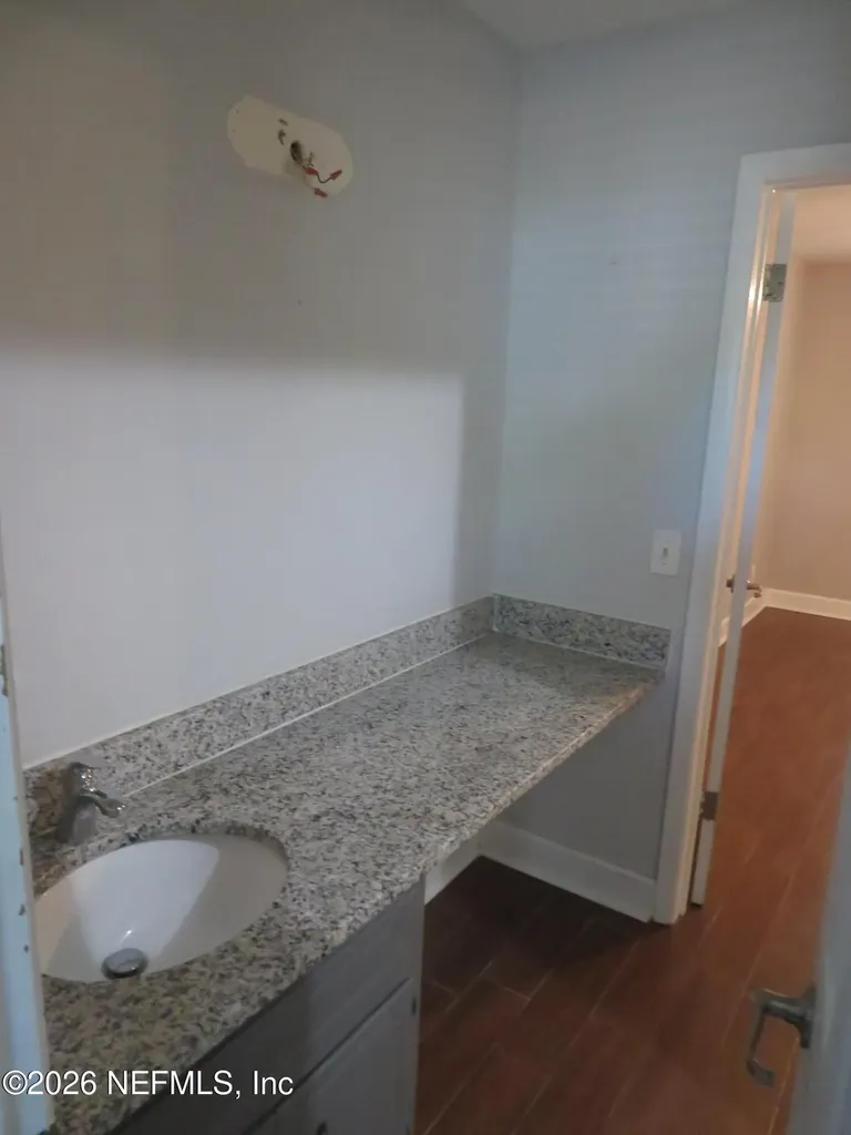 5302 Hickson Road Jacksonville FL 32207