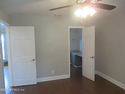 5302 Hickson Road Jacksonville FL 32207