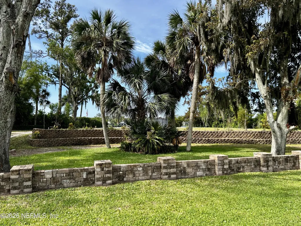 4240 Yacht Club Road Jacksonville FL 32210