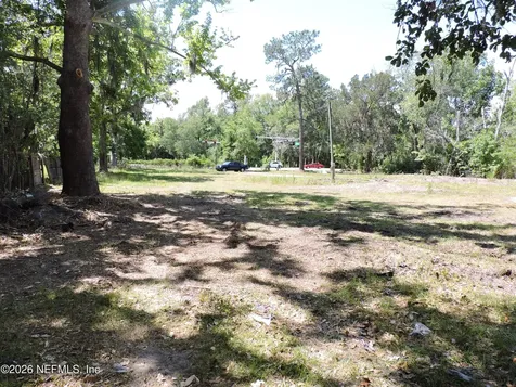 3713 Cedar Point Road Jacksonville FL 32226