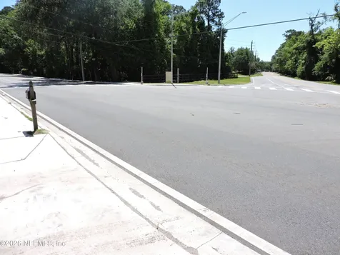 3713 Cedar Point Road Jacksonville FL 32226