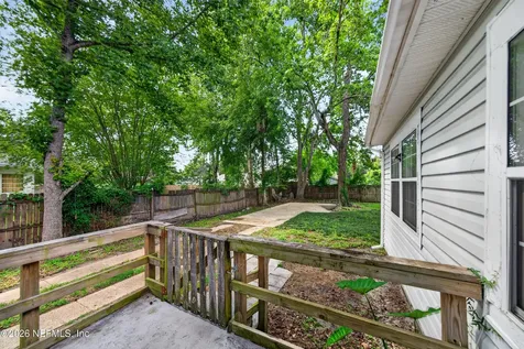 5226 Palmer Avenue Jacksonville FL 32210