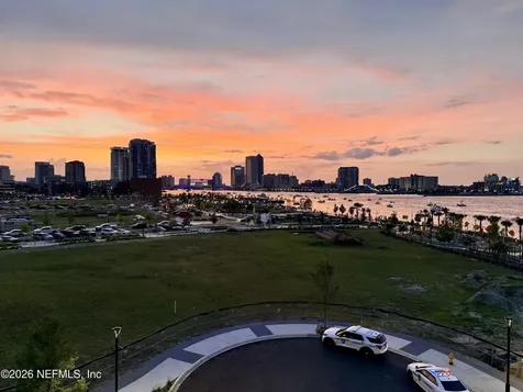 2054 Prudential Drive Jacksonville FL 32207