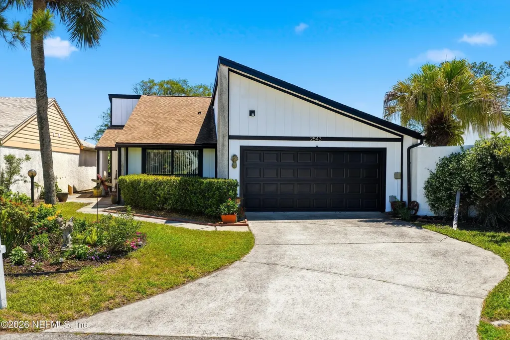 2543 Dauphine Court E Ponte Vedra Beach FL 32082