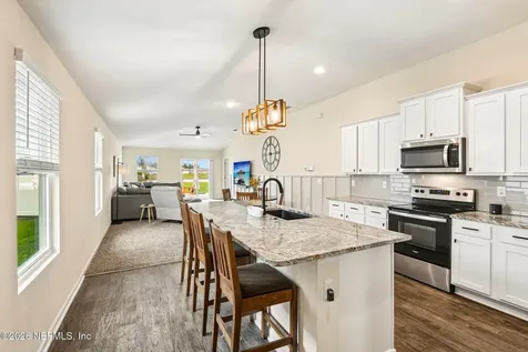 2225 Willow Gln Lane Green Cove Springs FL 32043