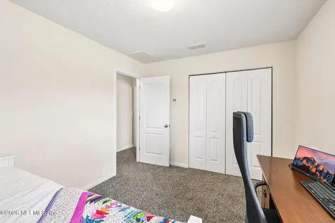 2225 Willow Gln Lane Green Cove Springs FL 32043