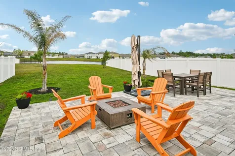 2225 Willow Gln Lane Green Cove Springs FL 32043