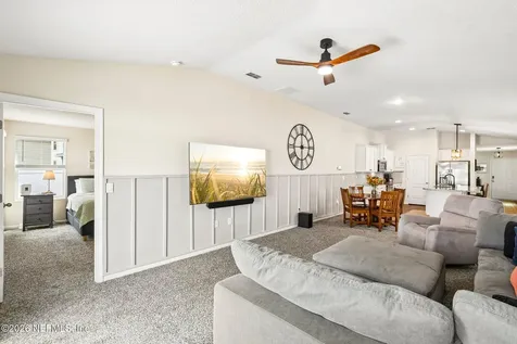 2225 Willow Gln Lane Green Cove Springs FL 32043