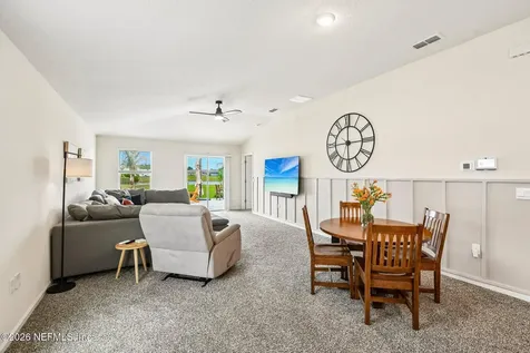 2225 Willow Gln Lane Green Cove Springs FL 32043
