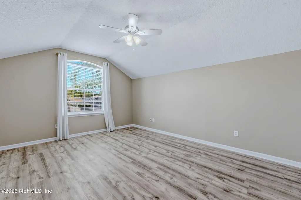 811 Hickory Knolls Drive Green Cove Springs FL 32043