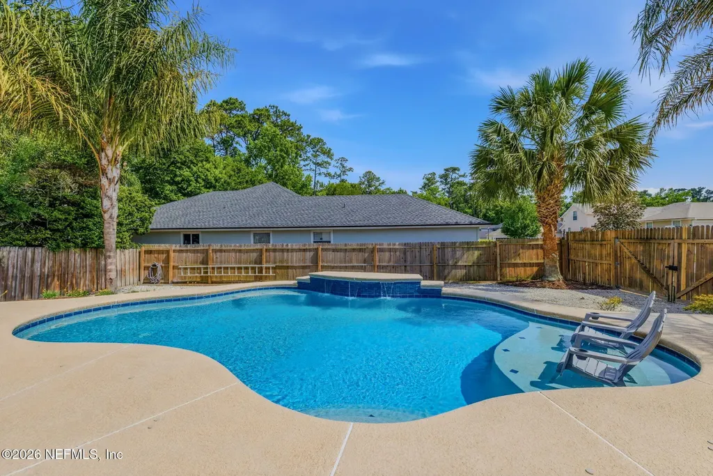 811 Hickory Knolls Drive Green Cove Springs FL 32043