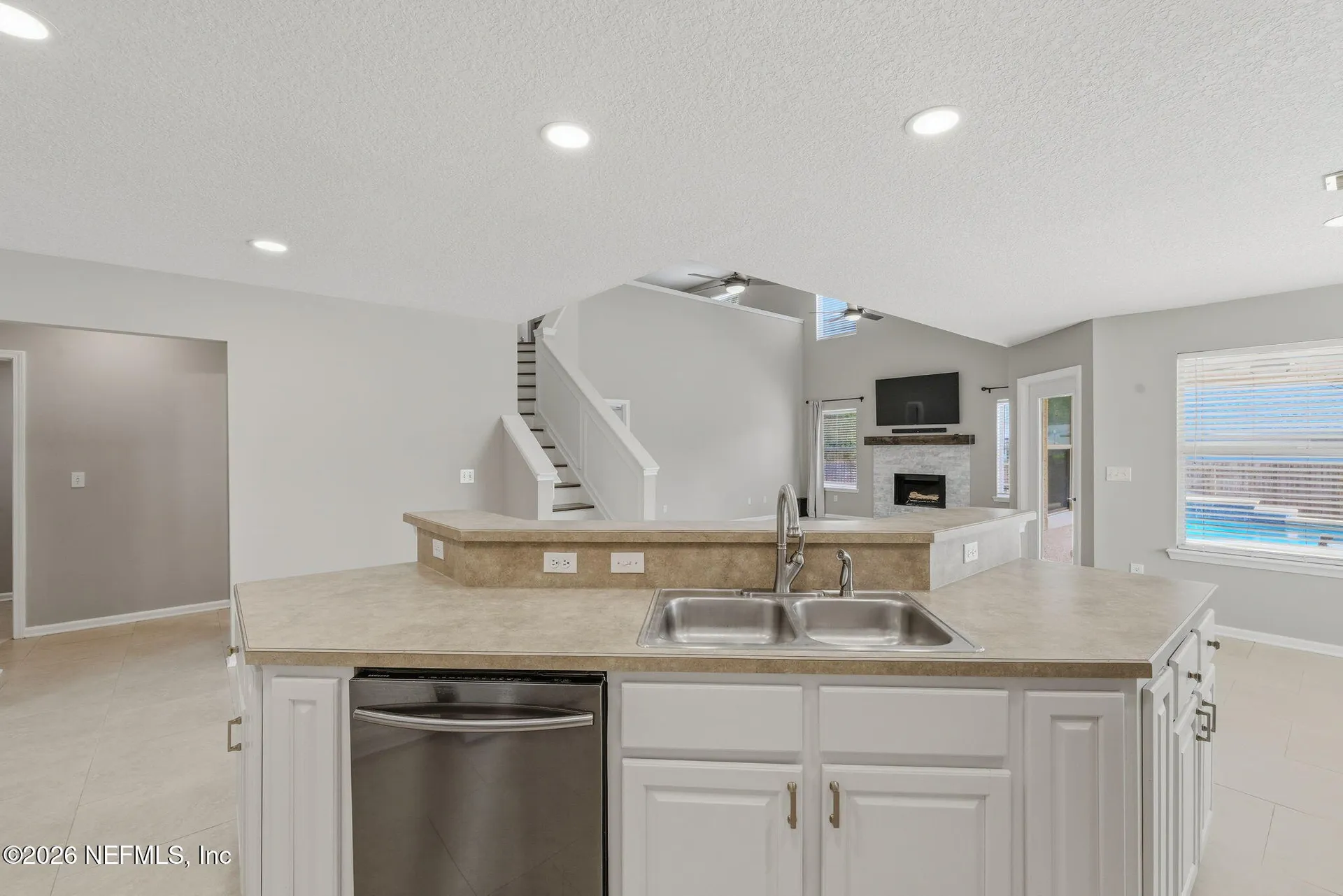 811 Hickory Knolls Drive Green Cove Springs FL 32043