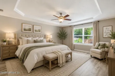 811 Hickory Knolls Drive Green Cove Springs FL 32043