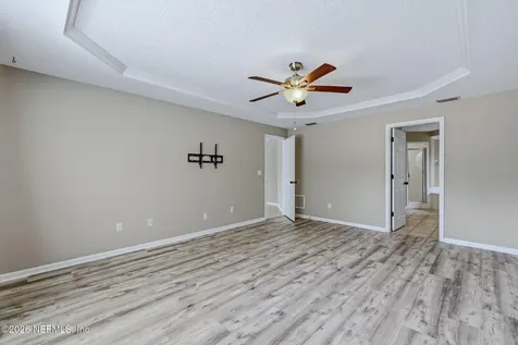 811 Hickory Knolls Drive Green Cove Springs FL 32043
