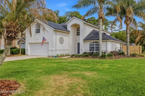 811 Hickory Knolls Drive Green Cove Springs FL 32043