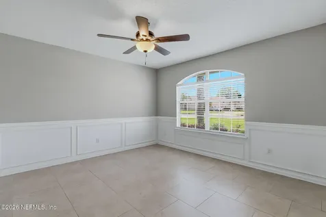 811 Hickory Knolls Drive Green Cove Springs FL 32043