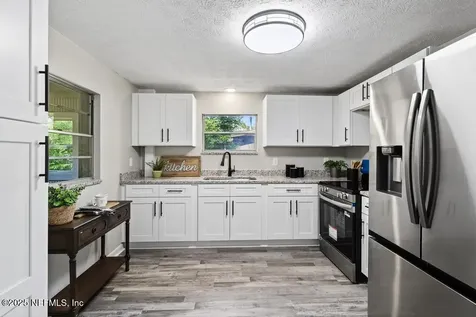 5216 Timawatha Avenue Jacksonville FL 32210