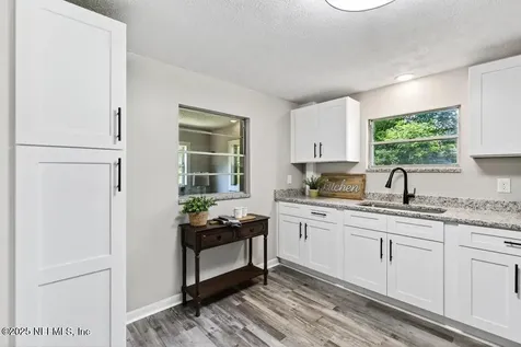 5216 Timawatha Avenue Jacksonville FL 32210