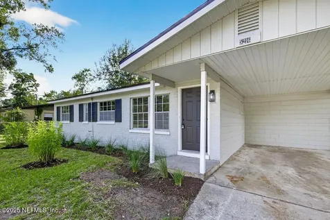 5216 Timawatha Avenue Jacksonville FL 32210