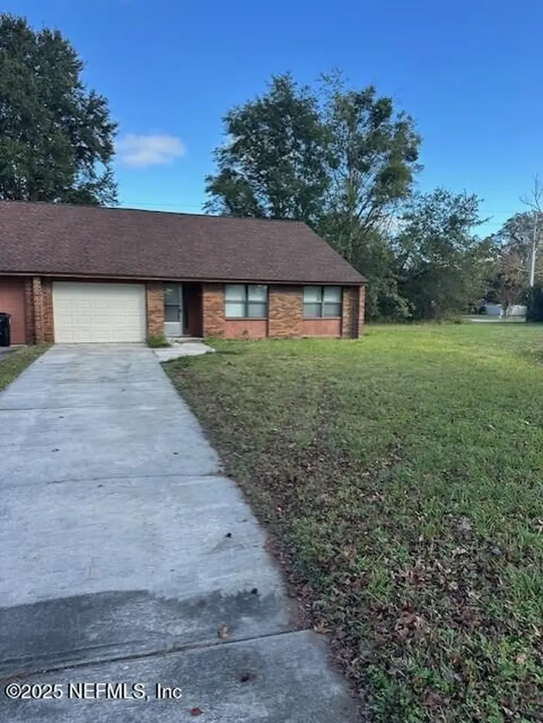 1693 Dogwood Circle Middleburg FL 32068