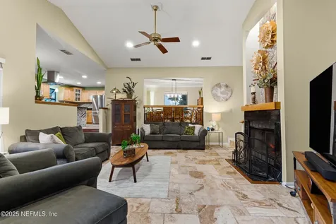 11727 Greenland Oaks Drive Jacksonville FL 32258