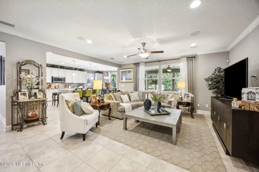 7787 Hilsdale Road Jacksonville FL 32216