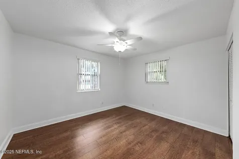 1144 Crown Drive Jacksonville FL 32221