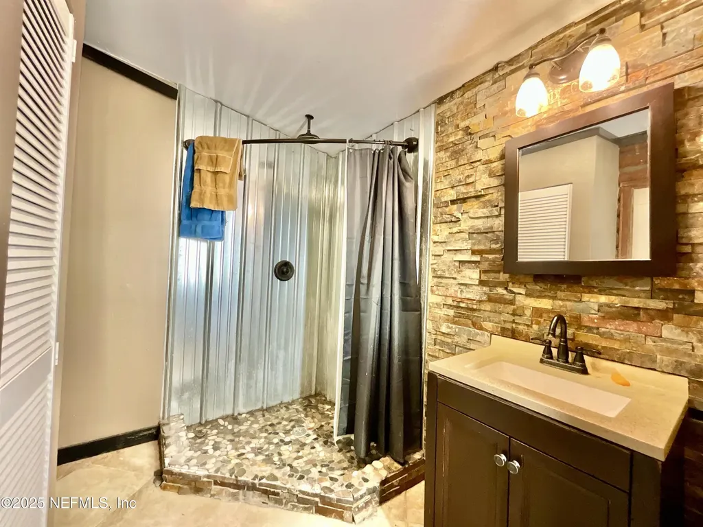 276 Melrose Landing Boulevard Hawthorne FL 32640