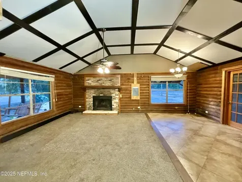 276 Melrose Landing Boulevard Hawthorne FL 32640