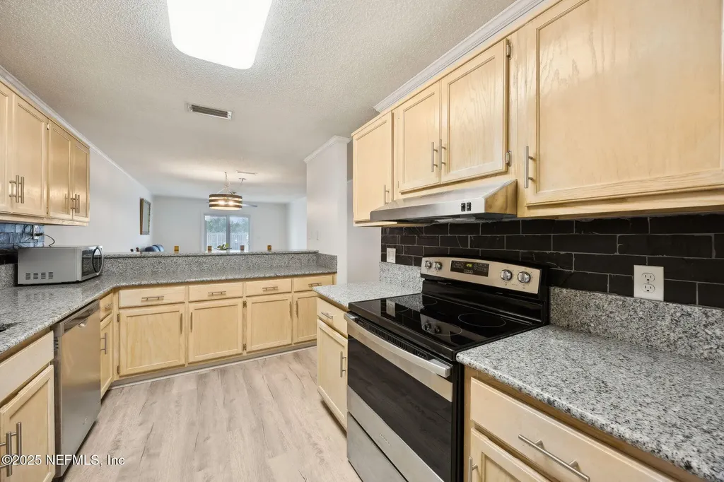 2784 W 5th Street Fernandina Beach FL 32034