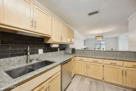 2784 W 5th Street Fernandina Beach FL 32034