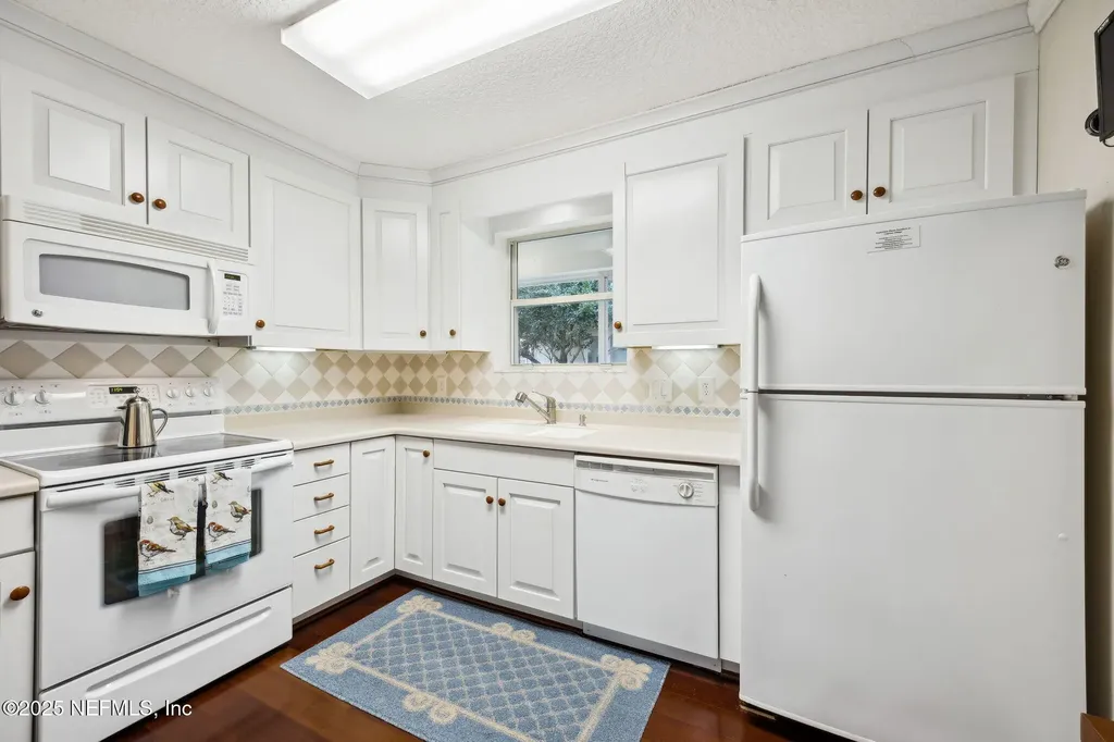 4512 Middleton Park Circle W Jacksonville FL 32224