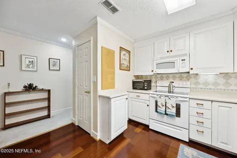 4512 Middleton Park Circle W Jacksonville FL 32224