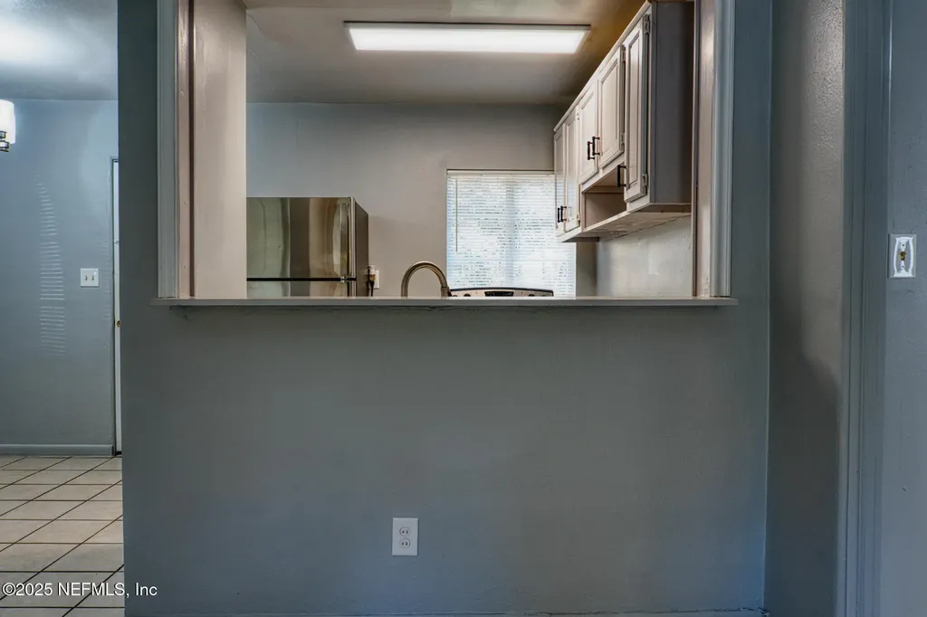 2561 Nicholas Circle E Jacksonville FL 32207