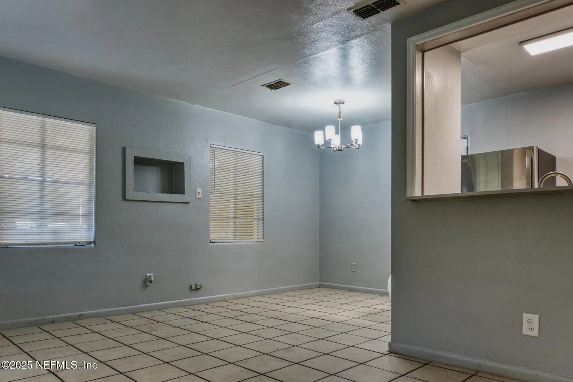 2561 Nicholas Circle E Jacksonville FL 32207