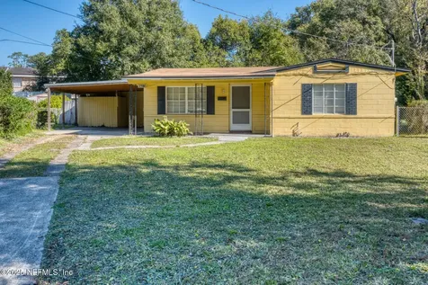 2561 Nicholas Circle E Jacksonville FL 32207