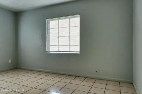 2561 Nicholas Circle E Jacksonville FL 32207