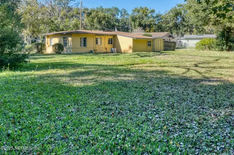 2561 Nicholas Circle E Jacksonville FL 32207